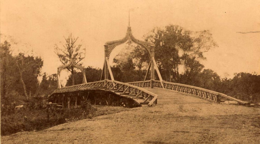 Мост через реку Тыми при поселении Рыковском